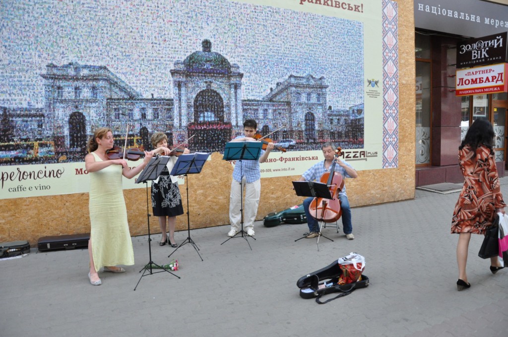 Малесенький фестиваль чотирьох друзів