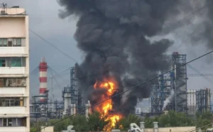 Дрони атакували НПЗ у Москві та Краснодарському краї