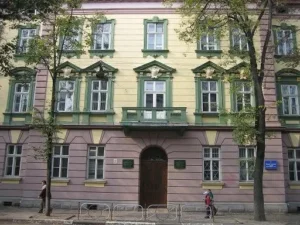 В Івано-Франківську троє випускників склали НМТ на 200 балів