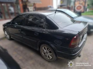 У Франківську водій Opel збив 8-річну дитину на дорозі