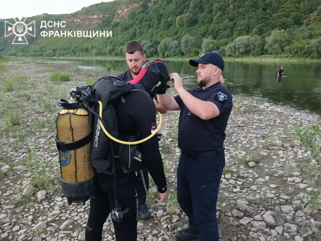 На Франківщині шукають 17-річного юнака після зникнення в Дністрі
