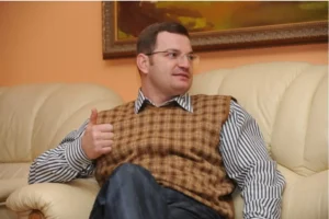 ВАКС пом’якшив вирок Руслану Гусаку у справі Укрзалізниці