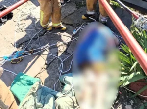 На Коломийщині рятувальники дістали тіло жінки з колодязя