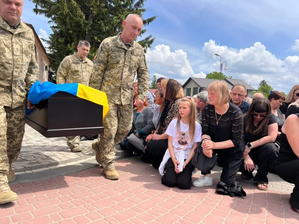 У Городенківській громаді попрощалися з майором Юрієм Котелком