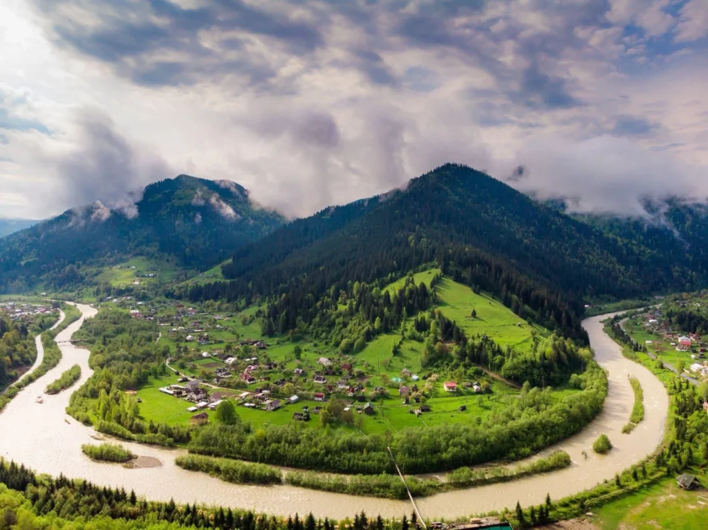 Села Прикарпаття позмагаються на The Best Tourism Villages 2026