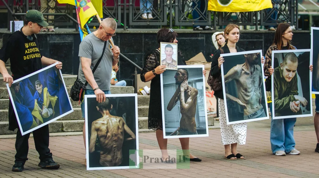 В Івано-Франківську провели акцію на підтримку полонених