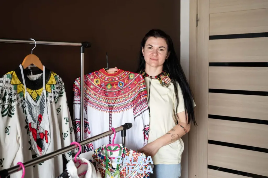 Вчителька з Івано-Франківська відроджує мистецтво силянок