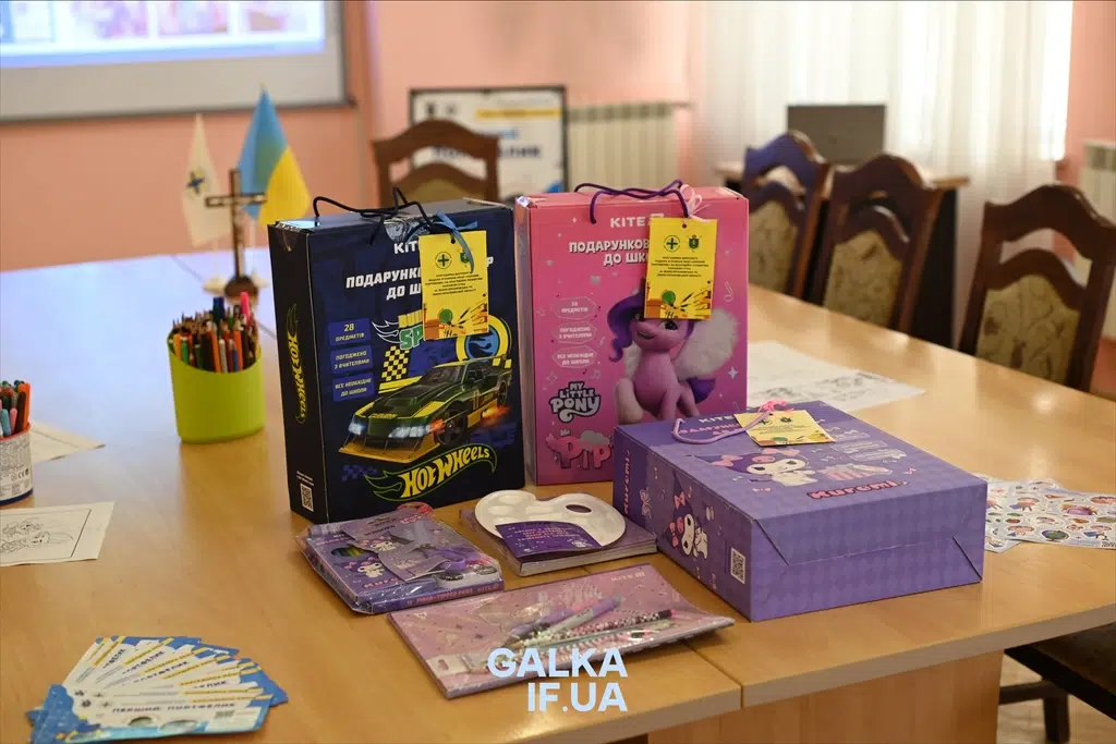 На Франківщині стартувала акція «Перший портфелик» для дітей військових