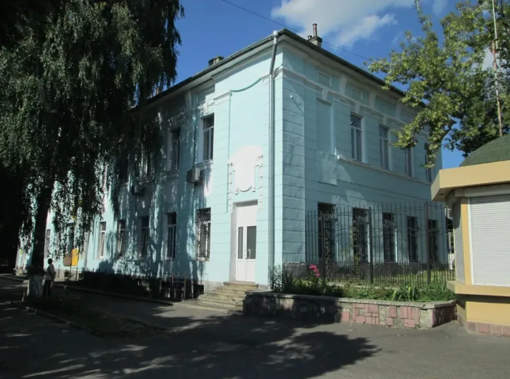 У Франківську планують викупити будинок Укрпошти