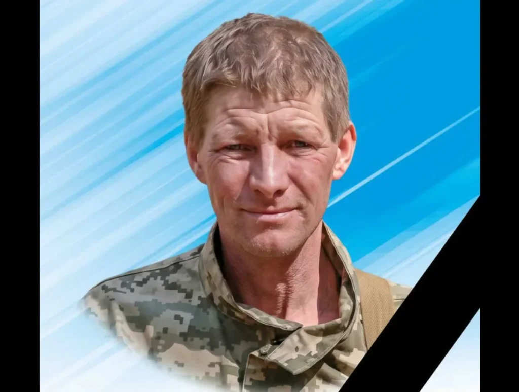 У Тисмениці повідомили про загибель військового Романа Зінька